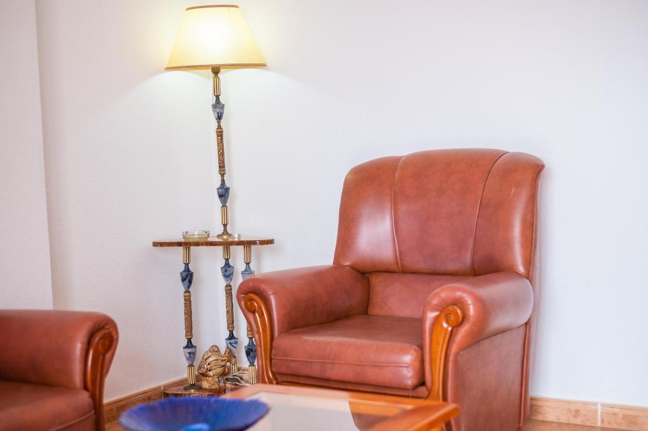 Apartamento Las Torres Conil De La Frontera Extérieur photo